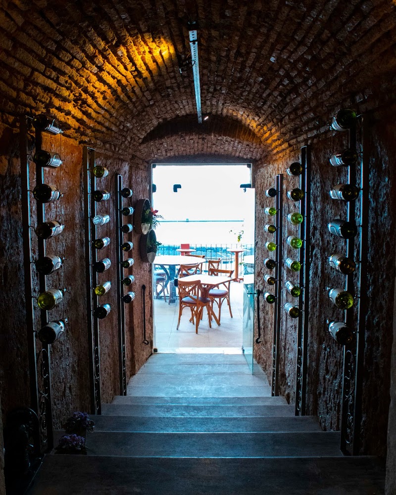 Antique Bistrô