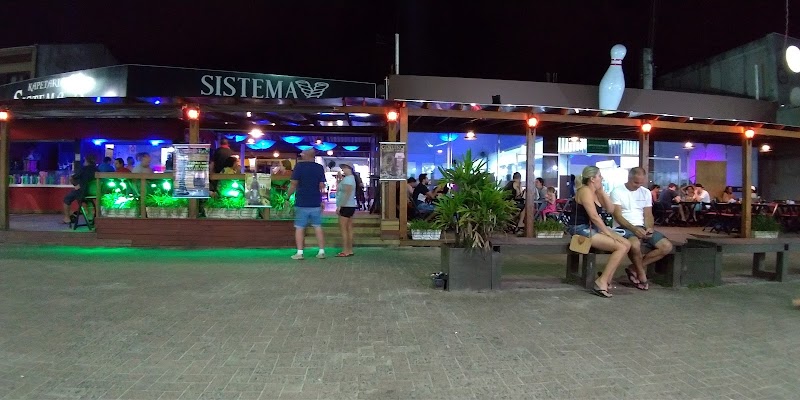 Sistema X Boliche e Pizza Bar