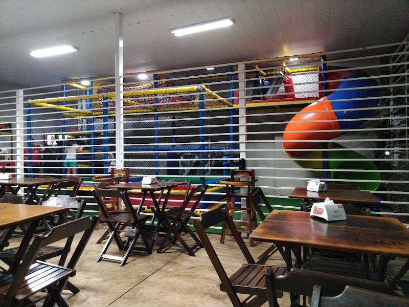 Gugu Lanches